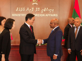 Governor of Yunnan Province of China Wang Yubo called on Minister of Foreign Affairs Abdulla Shahid on Sunday
