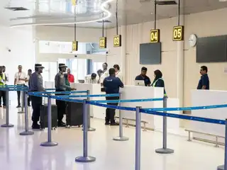 ވެލާނާ އިންޓަނޭޝަނަލް އެއަރޕޯޓުގެ ޓަރމިނަލް އެކަކުން ސީޕްލޭންތަކަށް ޚިދުމަތް ދިނުމަށް ހަދާފައިވާ ޓަރމިނަލް 