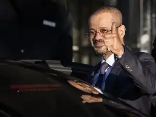 ނިއުކްލިއާ ހަތިޔާރު އުފެއްދުމަށް ބޭނުންވާ މާއްދާ ދުވަހަކު ވެސް ބޭނުން ނުކުރަން އީރާން އިން އެއްބަސްވެއްޖެ 