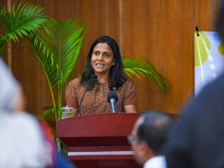 ރައީސުލްޖުމްހޫރިއްޔާގެ އަނބިކަނބަލުން، ފަޒްނާ އަޙްމަދު