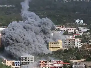 އިޒްރޭލުގެ ހަނގުރާމަމަތީ ބޯޓުތަކުން ލުބުނާނުގެ ދެކުނުގެ އަވަށްތަކަށް ދިން ވައިގެ ހަމަލާ.