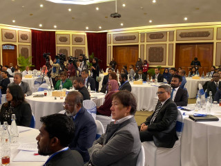 ކެޕިޓަލް މަރކެޓް ފޯރަމްގެ ތެރެއިން