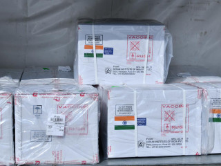 މީގެ ކުރިން އިންޑިއާއިން ވަނީ ކޮވިޝީލްޑް ވެކްސިންގެ ފަސްލައްކަ ޑޯޒް ލަންކާއަށް ފޮނުވާފައި