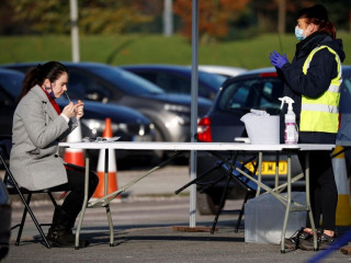 ކޮވިޑް-19 އަށް ޓެސްޓް ކުރަނީ