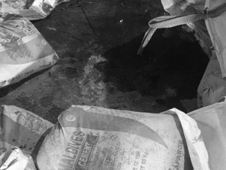 ބިދޭސީ މީހާގެ ބޮލަށް ވެއްޓުނު ޖަމްބޯ ބޭގް