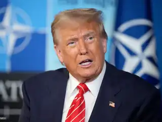 ޓްރަމްޕް ގްރީންލޭންޑަށް ބިރުދެއްކުމާ ގުޅިގެން ނޭޓޯ އާއި ވިލާތުގެ އިއްތިހާދަށް ނުތަނަވަސްކަން