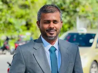 މި ސަރުކާރުގެ ކުރީގެ ޑެޕިއުޓީ މިނިސްޓަރު ހަސަން ޒިހާން 