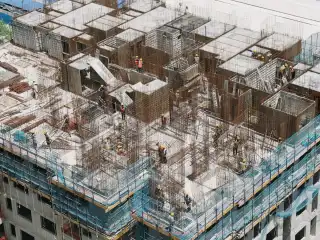 ހުޅުމާލޭގައި އިމާރާތްކުރާ ބިޔަ އިމާރާތެއް: ގަވާއިދަށް ގެނެވުނު ބަދަލުގެ ސަބަބުން ބޮޑެތި އިމާރާތްތައް ކުރުމުގެ ކުރިން އީއައިއޭ ހަދާކަށް ނުޖެހޭނެ