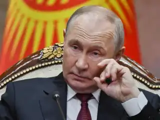 ބައިނަލްއަޤުވާމީ މަސްރަޙު ދުވަހުން ދުވަހަށް ދަނީ ނުރައްކާވަމުން