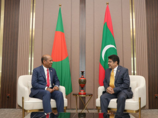 The new Bangladeshi High Commissioner paid a courtesy call on Foreign Secretary Abdul Ghafoor Mohamed on Wednesday