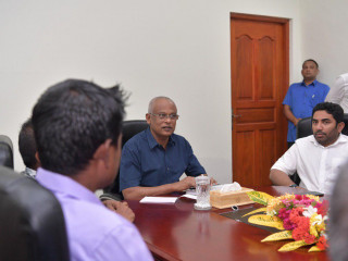 ފޮނަދޫ ކައުންސިލާ މުއައްސަސާތަކުގެ އިސްވެރިންނާ ބައްދަލުކުރެއްވުމުގެ ތެރެއިން