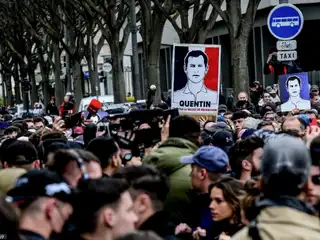 ކަނާއަތު ފިޔައިގެ އެކްޓިވިސްޓު މަރުވުމުން ފްރާންސްގައި ބޮޑު މުޒާހަރާ އެއް، މެކްރޮން ގޮވާލެއްވީ ހަމަޖެހުން އިސް ކުރުމަށް