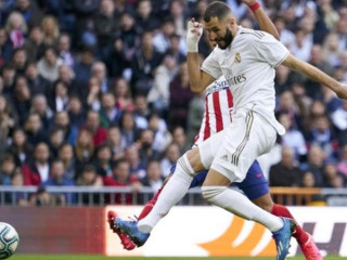 އެތްލެޓިކޯ އަދި ރެއާލް ބައްދަލުކުރި މެޗުގެ ތެރެއިން