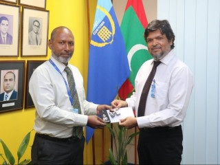 ޑެޕިއުޓީ ކޮމިޝަނަރ އޮފް ކަސްޓަމްސް އަބްދުﷲ ޝަރީފް (ވ)