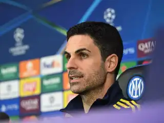 އާސެނަލްގެ ކޯޗު މިކޭލް އާޓެޓާ