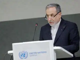 ޔުރޭނިއަމް މުއްސަނދި ކުރުން ހުއްޓާލަން އެމެެރިކާ އިން ހުށަހަޅާފައި ނުވޭ، އީރާން އިން އެކަމަށް ނުވެސް އެދޭނެ: އަރާގްޗީ 