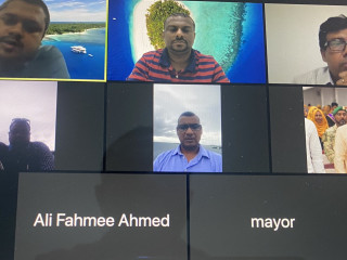 ނޭޝަނަލް ބޯޓިން އެސޯސިއޭޝަން އޮފް މޯލްޑިވްސްއާ އައްޑޫ ސިޓީ ކައުންސިލްގެ އިތުރުން ޑޮކްޓަރުންނާއި އެކު ބޭއްވި މަޝްވަރާގެ ތެރެއިން