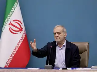 އީރާންގެ ރައީސް މަސްއޫދު ޕެޒެޝްކިއާން