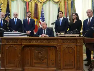 އިޒްރޭލް އާއި ލުބުނާންއާ ދެމެދު ހަނގުރާމަ ހުއްޓާލުމުގެ އެއްބަސްވުން ތިން ހަފުތާ އަށް އިތުރު ކޮށްފައިވާ ކަމަށް ޓްރަމްޕް އިއުލާން ކުރައްވައިފި 