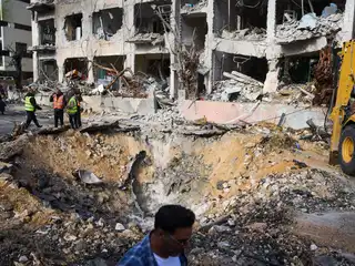 ސަރަހައްދީ ސަލާމަތާއި ހަމަޖެހުމަކީ "އެންމެނަށް އޮންނަންޖެހޭނެ އެއްޗެއް ކަމަށާއި، ނޫން ނަމަ އެއްވެސް ބަޔަކަށް އެ އަމާންކަން ނޯންނާނެ" ކަމަށް ބުނެ އީރާނުން އިންޒާރު ދީފި