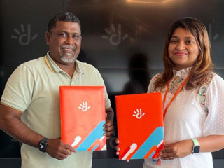 Dhiraagu signs as Development Partner of Skate Maldives