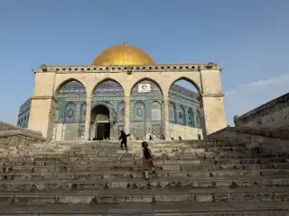 ރަމަޟާން މަހު އަލްއަޤްޞާ އަށް ހުކުރަށް ވަދެވޭނީ 10،000 ފަލަސްޠީނު މީހުންނަށް ކަމަށް އިޒްރޭލުން ބުނެފި