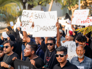 From the gathering held in Holhudhoo calling to expedite the investigation into Zakiyya Moosa's death