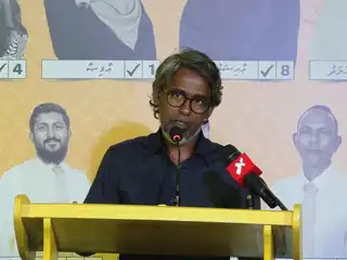 އެމްޑީޕީން ރައްޔިތުންނަށް ދައްކަނީ ސިޔާސަތުތަކެއް، ޕީއެންސީން ދައްކަނީ ކަޅު ދަބަހެއް: ޒިޔާދު