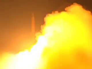 2026 ވަނަ އަހަރުގެ ފެބްރުއަރީ މަހުގެ 28 ވަނަ ދުވަހު، އެމެރިކާ އާއި އިޒްރޭލުގެ އަމާޒުތަކަށް ރައްދު ހަމަލާ ދިނުމަށް އިސްލާމިކް ރިވޮލިއުޝަނަރީ ގާޑް ކޯޕްސް (އައި.އާރު.ޖީ.ސީ) އިން ފެށި "އޮޕަރޭޝަން ޓްރޫ ޕްރޮމިސް 4" ގެ ތެރެއިން ދިން ވަރުގަދަ ހަމަލާއެއްގެ މަންޒަރު ފެންނަ ވީޑިއޯއަކުން ނަގާފައިވާ އިމޭޖެއް.