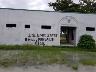The graffiti that appeared on the streets of Addu City