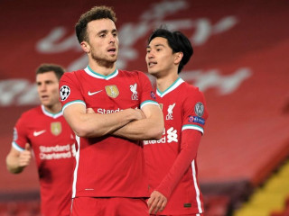 ލިވަޕޫލާއި މިޗީލޭންޑް ބައްދަލުކުރި މެޗުގެ ތެރެއިން: މި މެޗުން ލިވަޕޫލް މޮޅުވީ 2-0 ން