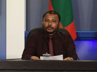 އެޑިއުކޭޝަން މިނިސްޓްރީގެ ސްޓޭޓް މިިނިސްޓަރ އަހުމަދު ރިޔާޒް