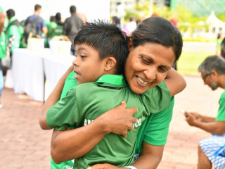 ރައީސުލްޖުމްހޫރިއްޔާގެ އަނބިކަނބަލުން ފަޒްނާ އަހުމަދު ކުޑަކުއްޖަކާއެކު