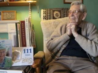 111 އަހަރުގެ ބޮބް ވެއިޓަން