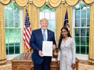 ތިލްމީޒާ އެމެރިކާގެ ރައީސް ޓްރަމްޕްއާ އެކު