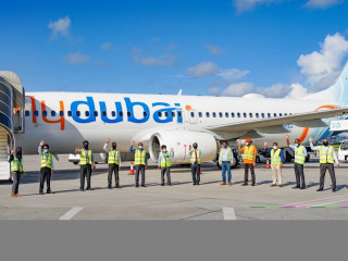 ފްލައި ދުބާއީގެ ދަތުރުތައް ރާއްޖެއަށް ފެށި ދުވަހު އެމްއޭސީއެލްގެ މުވައްޒަފުން ފޮޓޯއަކަށް ހުއްޓިގެން