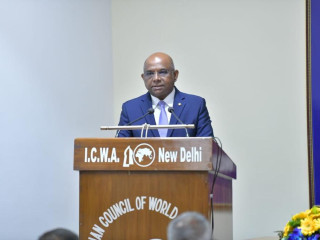 Foreign Minister Shahid delivering the 43rd Sapru House Lecture