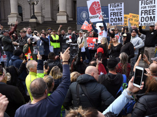 އޮސްޓްރޭލިއާގެ މެލްބަންގައި ކުރެވުނު މުޒާހަރާގެ ތެެރެއިން