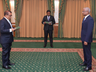 އިލެކްޝަންސް ކޮމިޝަނުގެ މެންބަރުކަމަށް ޢައްޔަން ކުރެއްވި ފުއާދު ތައުފީޤަށް ހުވައިލައިދެއްވާނީ، ސުޕްރީމް ކޯޓުގެ ފަނޑިޔާރު މަޙާޒު ޢަލީ ޒާހިރު