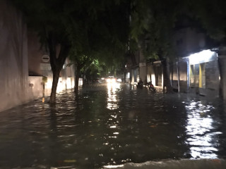 މާލެއަށް ބޯކޮށް ވާރޭވެހި ފެންބޮޑުވެފައި