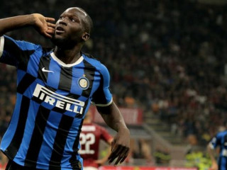 އިޓާލިއަން ލީގު: ލުކާކޫގެ ލަނޑުން މިލާން ޑާރބީ އިންޓަރ މިލާނުން ކާމިޔާބުކޮށްފި