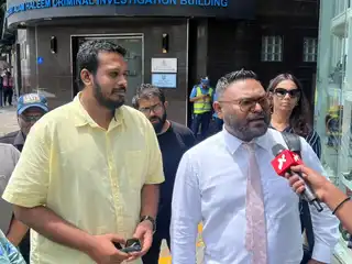 "ސަރުކާރުން ފުލުހުންގެ މުއައްސަސާ ބޭނުންކުރަނީ އެމްޑީޕީގެ ސިޔާސީ ޙަރަކާތްތަކުގައި އުޅޭ ޒުވާނުންނާއި ލީޑަރުން ފަހަތަށް ޖައްސަން