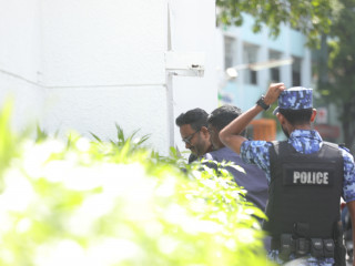 އަންގާރަ ދުވަހު ސުޕްރީމް ކޯޓުގައި ބޭއްވި ޝަރީއަތަށް އަދީބު ހާޒިރުވަނީ