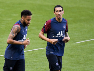 ިޕީއެސްޖީގެ ފޯވާޑް ނޭމާ އާއި ފޯވާޑް އެންހެލް ޑި މަރިއާ ފަރިތަކުރުންތަކުގައި