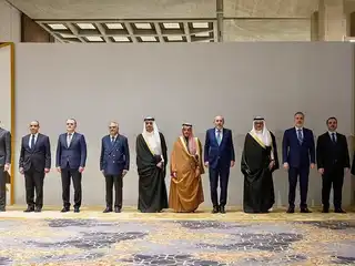 އީރާން އިން ގަސްދުގައި ހަމަލާ ދޭ ކަމަށް ވިދާޅުވެ، އަރަބި އަދި އިސްލާމީ ޤައުމު ތަކުގެ މިނިސްޓަރުން އީރާންއާ ދެކޮޅަށް ތެދުވެއްޖެ 