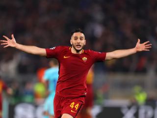 ކޮސްޓަސް މަނޮލެސް