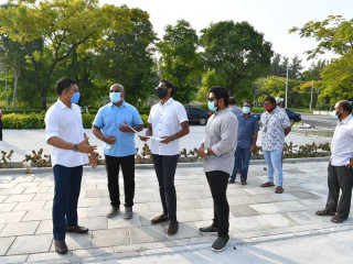 ހުޅުމާލޭގައި އިމާރާތްކުރާ އައު ތެލެސީމިއާ ސެންޓަރު ހުންނަ ސަރަހައްދަށް ނައިބު ރައީސް ވަޑައިގެން ކަމާބެހޭ ފަރާތްތަކާ މަޝްވަރާ ކޮށްލައްވަނީ