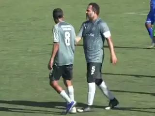 މެޗުގައި ލަނޑު ޖެހުމަށް ފަހު ހުޅުމާލެ ވެޓަރަންސްގެ ކުޅުންތެރިން އުފާ ފާޅު ކުރަނީ