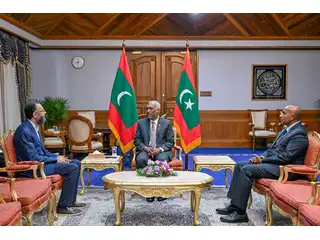 އިސްލާމިކް ޗެމްބަރ އޮފް ކޮމަރސް އެންޑް ޑިވެލޮޕްމަންޓްގެ ސެކްރެޓަރީ ޖެނެރަލް، ރައީސްގެ އަރިހަށް އިހުތިރާމުގެ ޒިޔާރަތެއް ކުރައްވައިފި