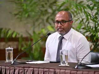 ދުންފަތުން ނަގާ ޑިއުޓީ 8 ރުފިޔާ އިން 4 ރުފިޔާ އަށް ކުޑަކުރަން މަޝްވަރާ ކުރަނީ، އެންމެނަށް އެއްބަސްވެވޭނަމަ ގާނޫނަށް އިސްލާހު ގެންނާނެ: މިނިސްޓަރު އިހުސާން
